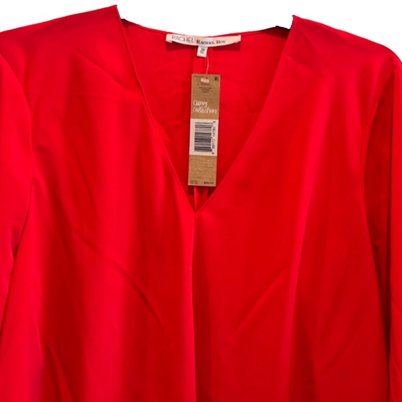 COPY -(NWT) RACHEL Rachel Roy Red V-Neck Handkerchief Hem Top Plus Size 3X/4X - Picture 2 of 14